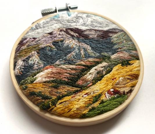 Embroidery Art by Cassandra Dias / Artist 15352