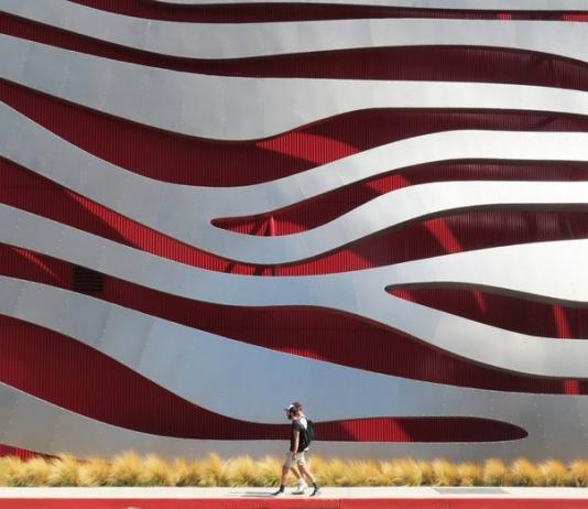 Minimalist Photography by Helin Bereket / 9646