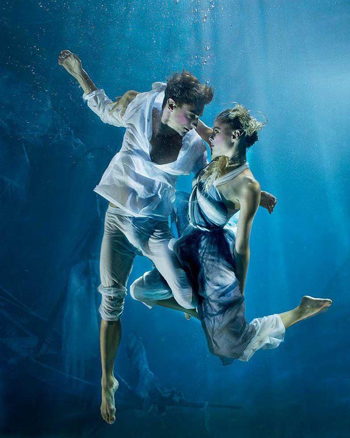 Photography by Zena Holloway / 10084